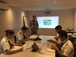 jetmasterclass-groundschool-instructor-fta-students-happy