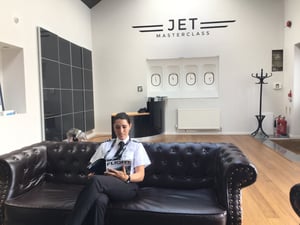 jetmasterclass-students-relaxing-fta