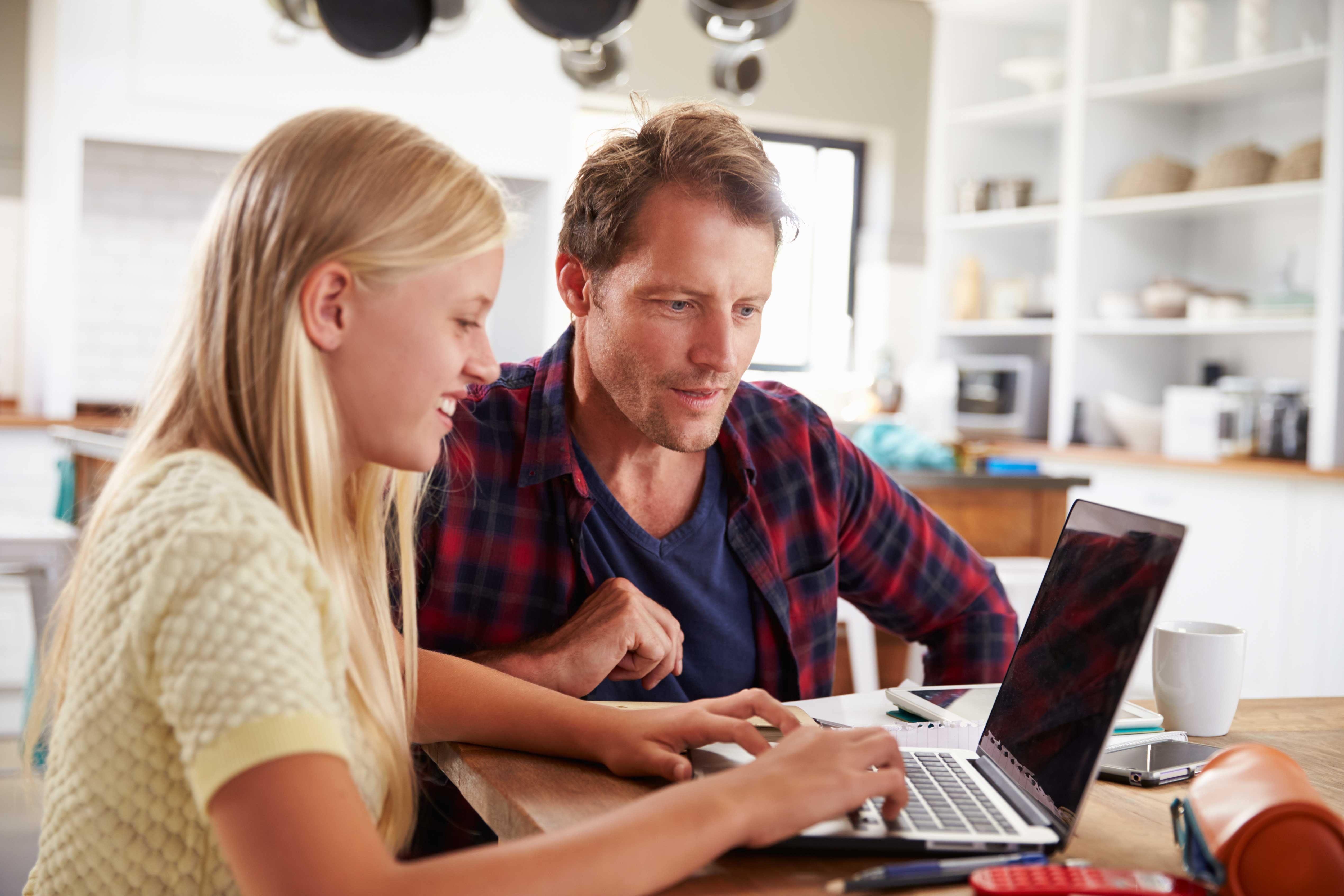 shutterstock_father-daughter-parent-fta-advice_web